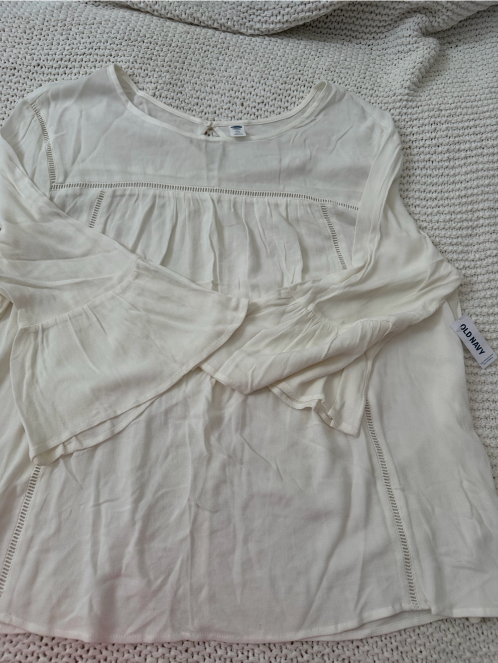 Old Navy Cream Scoop-Neck Long Sleeve Top NWT